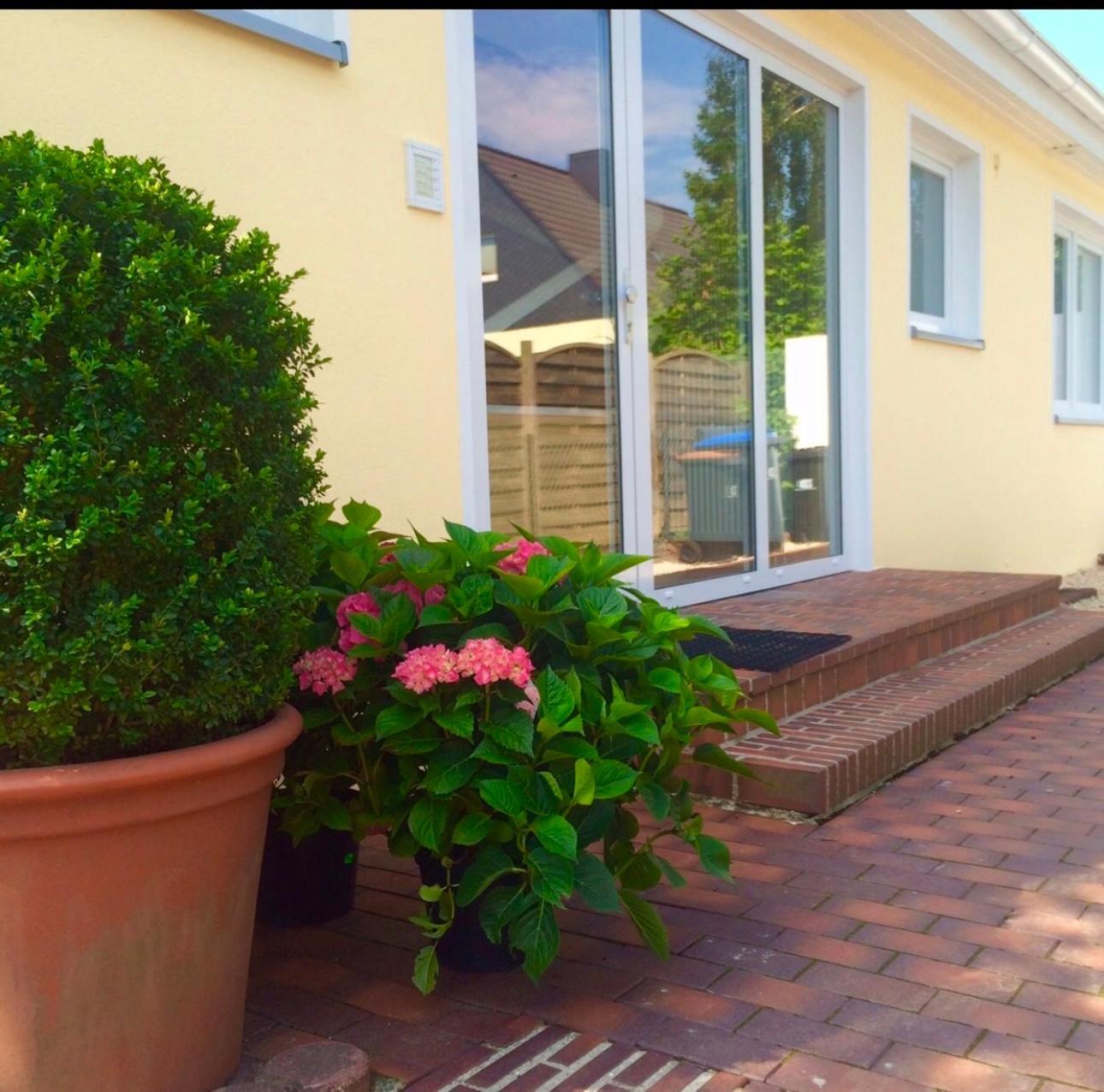Tiffany'S Ferienapartments Sind Alles, Ausser... Gewoehnlich!!! Timmendorfer Strand Exterior foto
